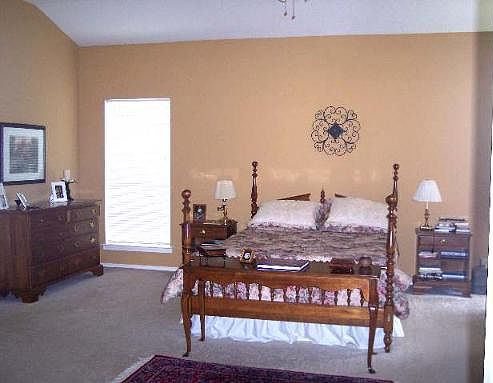 5th image of 18127 SUMMER KNOLL