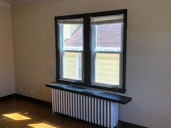 3rd image of 4141 Chicago Ave APT 4