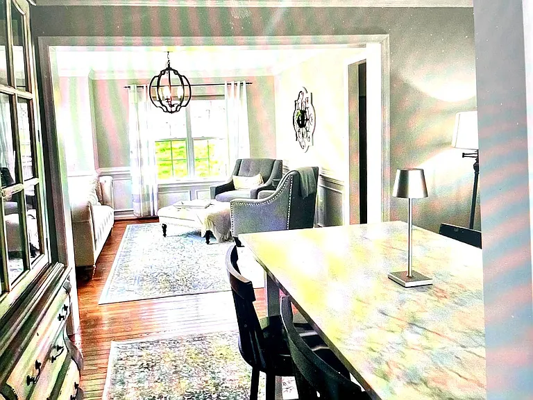 20411 Middlebury St — Photo 6