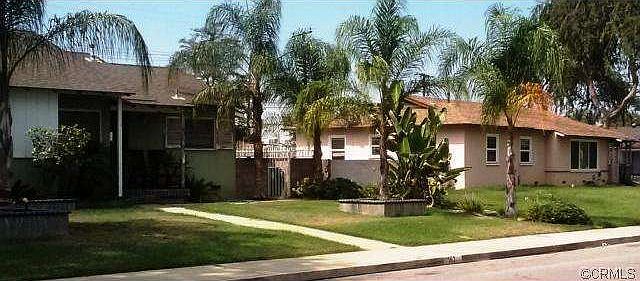 2nd image of 141 W Valencia St