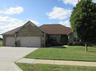 941 E Grace St, Republic, MO 65738