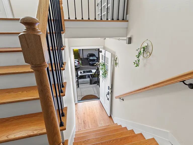 751 Seaport Dr #2 — Photo 22