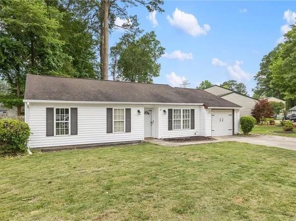 45 Old Church Ln, Portsmouth, VA 23703