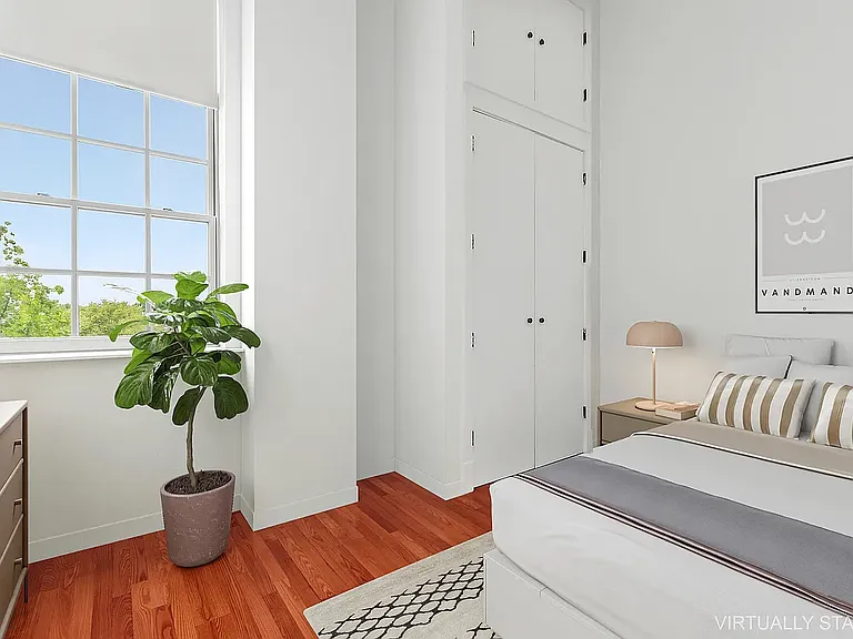 180 Bainbridge St #401 — Photo 7