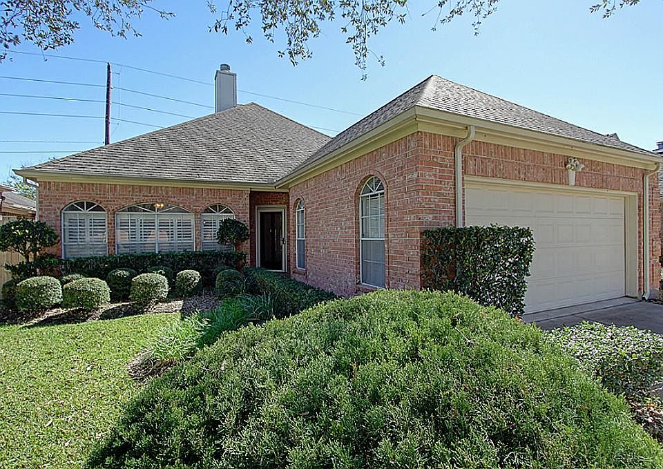 1st image of 1723 Emerald Green Dr