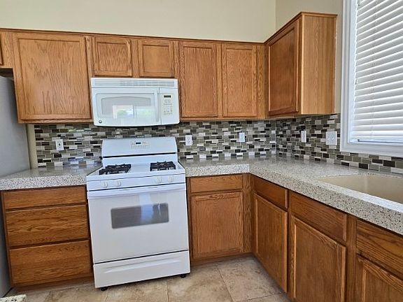 3rd image of 3031 Panorama Ridge Dr