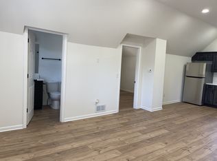 710 S Wildwood Ave #2, Kankakee, IL 60901