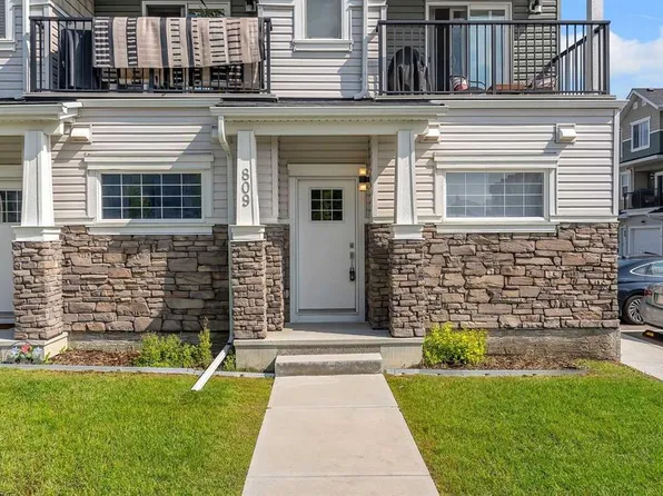 115 S Sagewood Dr SW #809, Airdrie, AB T4B 4V5