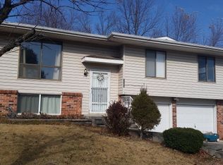 1704 Woodridge Trl, Jefferson City, MO 65109