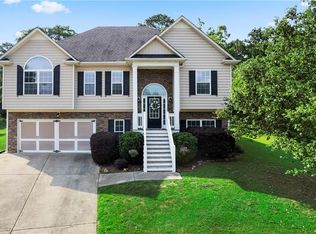 112 Oscar Ct, Dallas, GA 30132