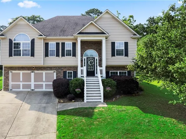 112 Oscar Ct, Dallas, GA 30132