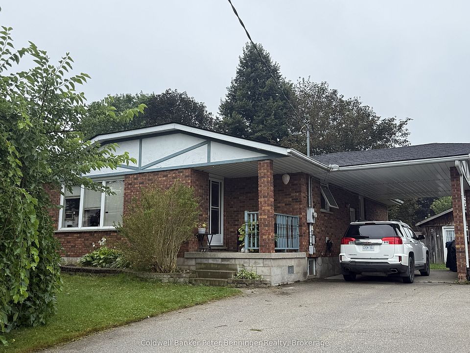 1st image of 672 21st Ave