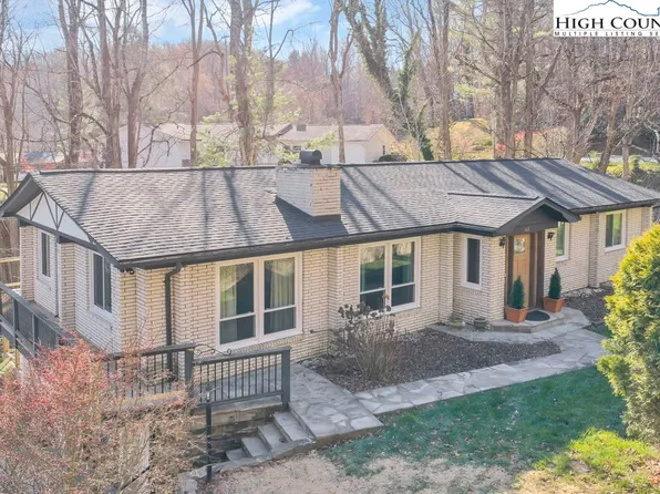 668 Dogwood Road, Boone, NC 28607