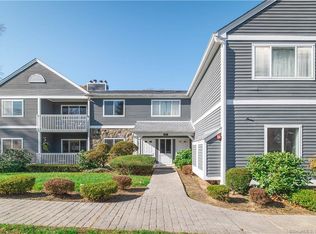 101B Wendover Dr #B, Monroe, CT 06468