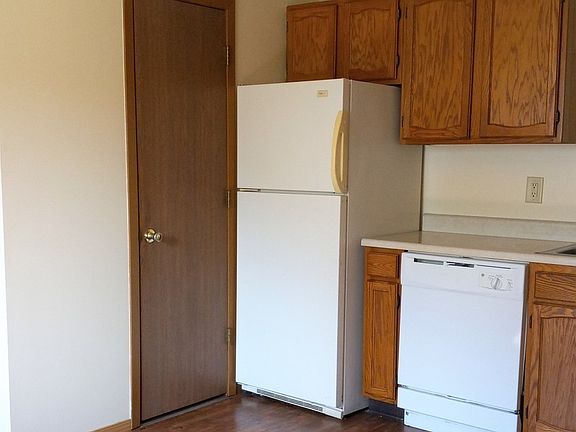 2nd image of 508 Century Ln APT 4