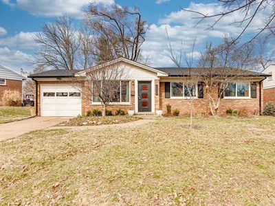 1079 Groby Rd, Saint Louis, MO, 63130