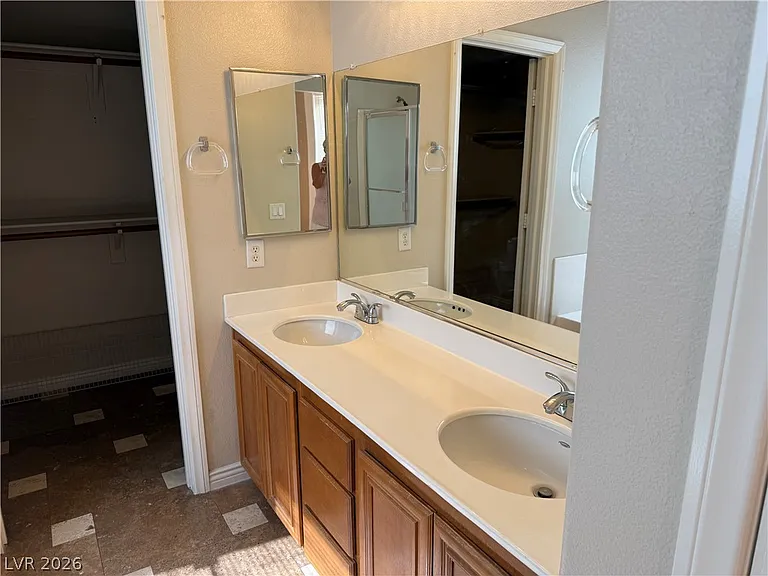 2994 Harbor Heights Dr — Photo 13