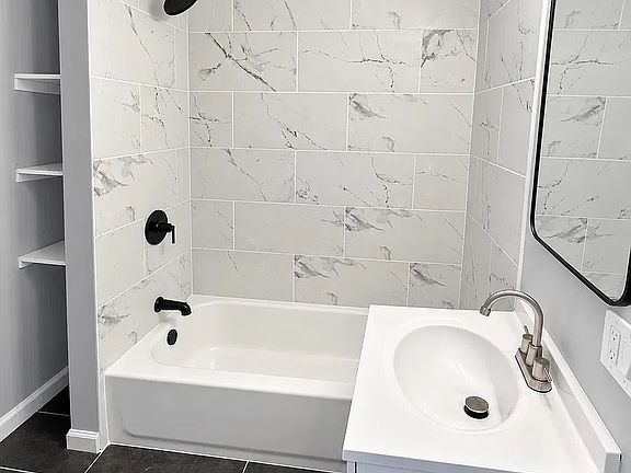 5th image of 96 Spring St #1