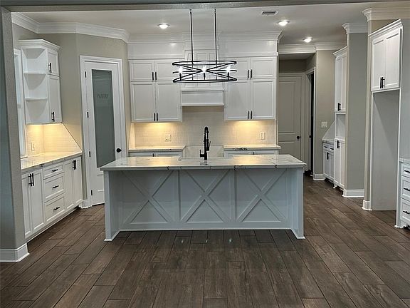 5th image of 3557 Orion Dr