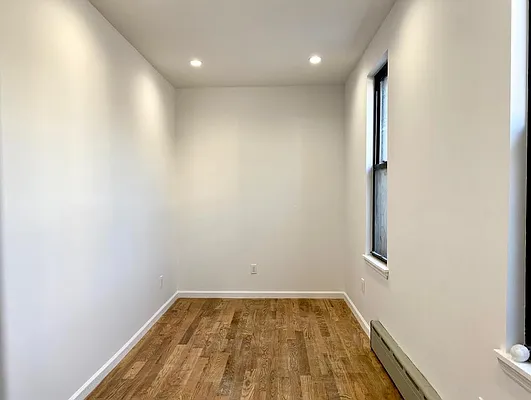 Rented by Parlor Real Estate Corp | media 16