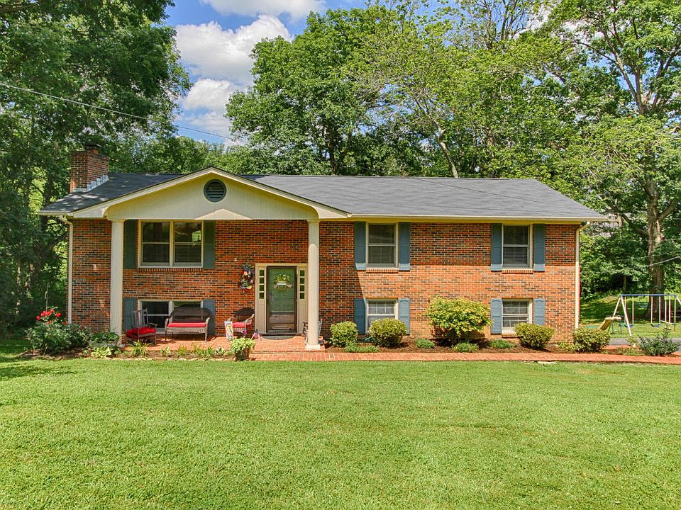 1st image of 227 Golf Hill Ln
