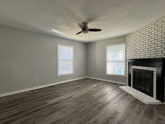 2nd image of 4 Clark Ct