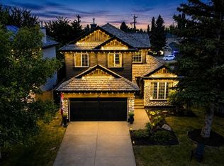 236 S Chaparral Dr SE, Calgary, AB T2X3M9