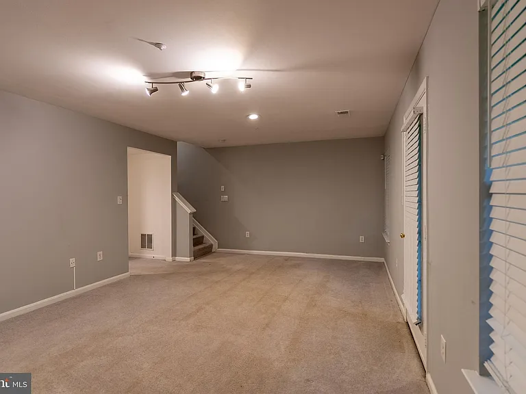 2403 Baikal Loop — Photo 19