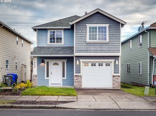 7826 SE Springwater Dr, Portland, OR 97206