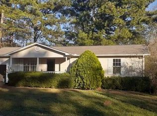 1626 Floyd Rd, Gainesville, GA 30507