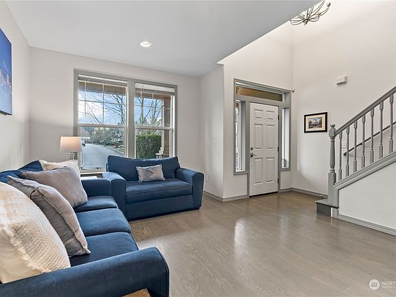 5th image of 11302 179th Ave Ct E