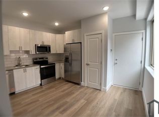 3221 N 13th St #B, Philadelphia, PA 19140