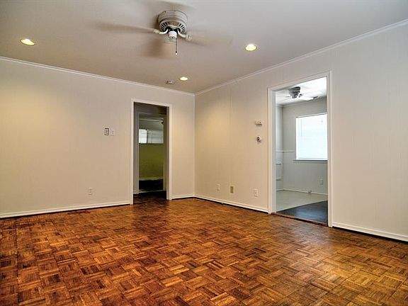 3rd image of 6311 Goliad Ave