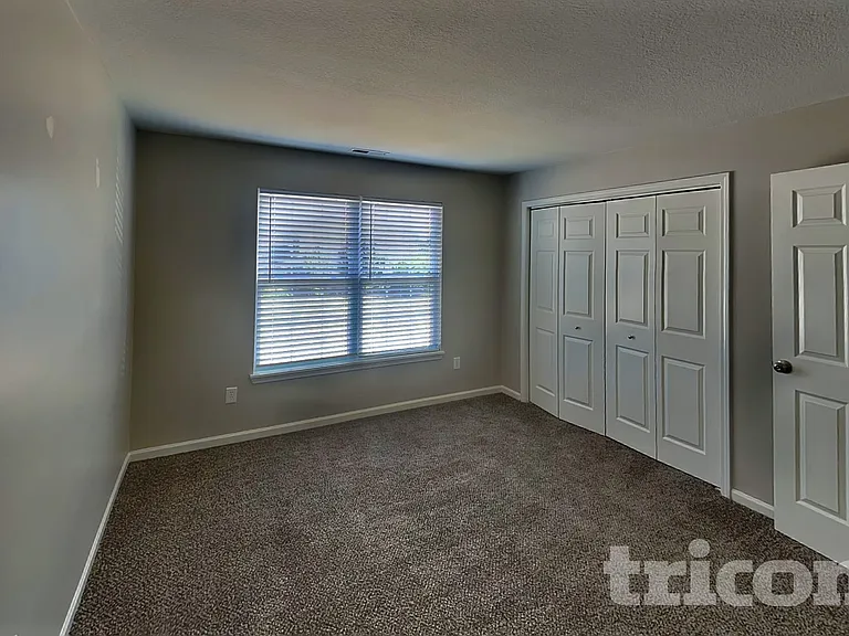 10213 Blue Sky Dr — Photo 11