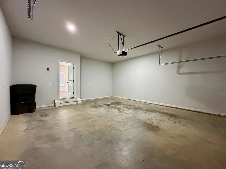 121 Quail Forest Cir — Photo 16