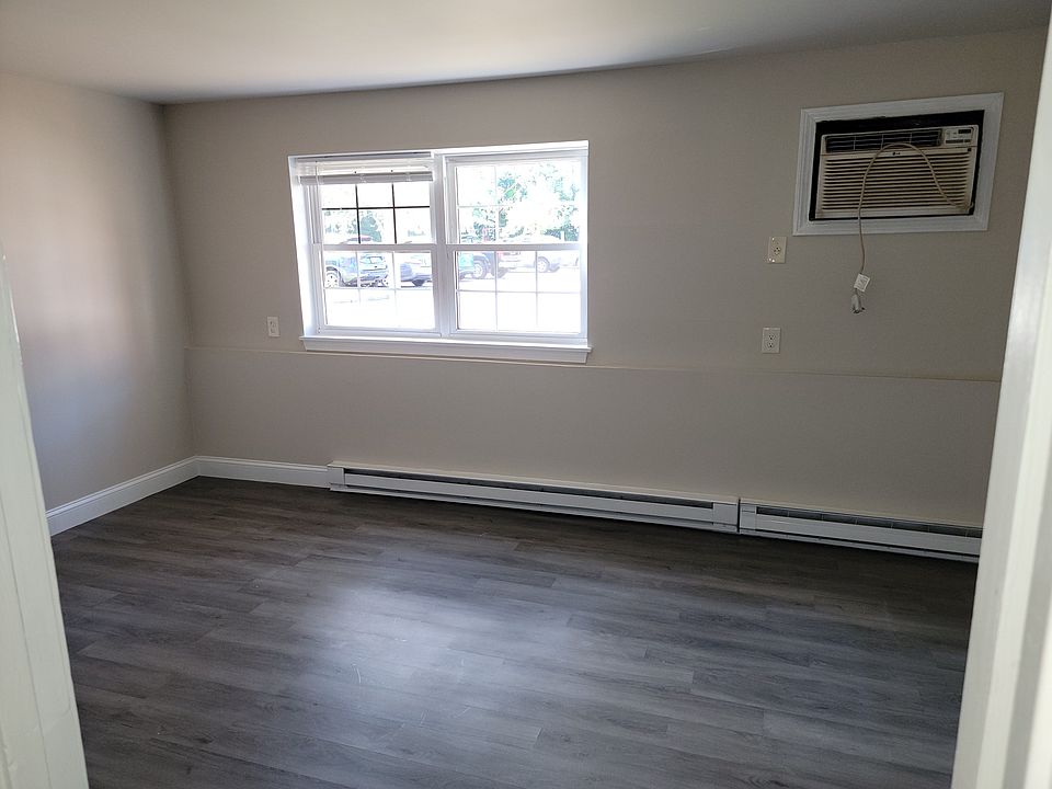 living/bedroom
