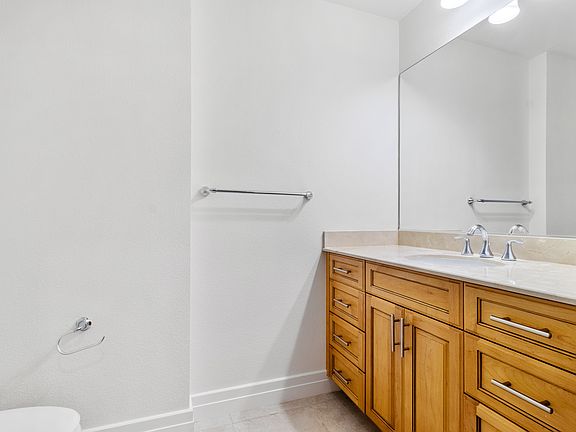 5th image of 331 Cleveland St APT 315
