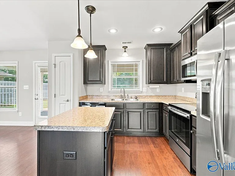 5015 Montauk Trl SE — Photo 15