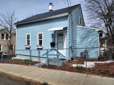 34 Spring St, Chicopee, MA, 01013
