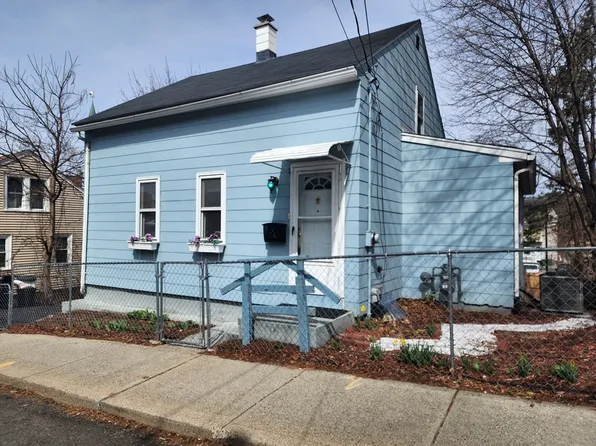 34 Spring St, Chicopee, MA 01013
