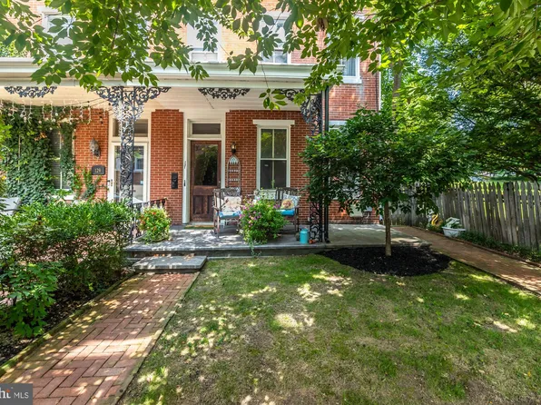 131 E Washington St, West Chester, PA 19380