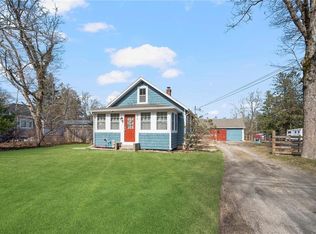 275 Usquepaugh Rd, South Kingstown, RI 02892