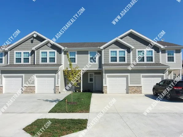 324 N 4th Ter, Louisburg, KS 66053