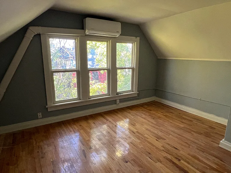 3046 Bryant Ave S #2 — Photo 9