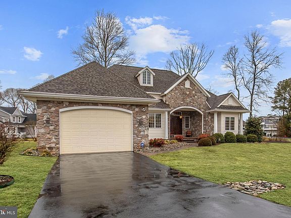 2nd image of 29506 Turnberry Dr