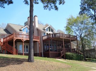 1663 Vintage Club Dr, Greensboro, GA 30642