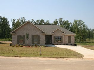 14 E Spanish Oaks, Sumrall, MS 39482