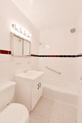 Rented by Bank Neary | media 11