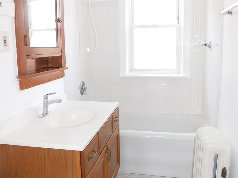 830 Washington St #32 — Photo 13