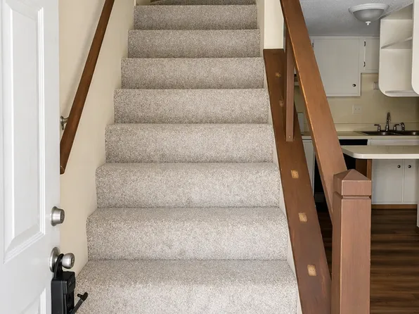 3869 Treebrook Dr #3869, Imperial, MO 63052